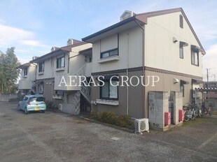 ハイラーク小町の物件外観写真